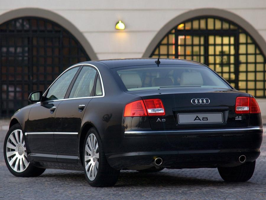  Audi A8 4.2 Quattro (D3) 2003 года  (ZA) (фото 5 из 13)